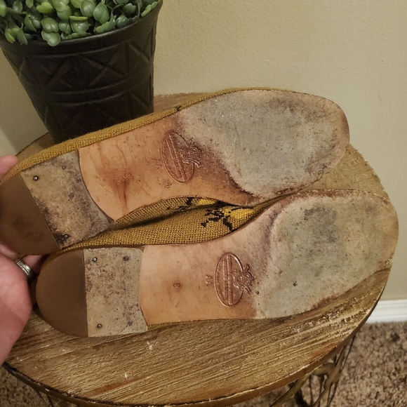 STUBBS & WOOTTON Signature Bee Yellow Brown Needlepoint Slip-On Loafers Size 9 - Picture 10 of 11